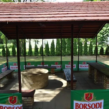 Szabadido Kozpont Panzio Batonyterenye
